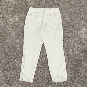 Belle By Kim Gravel White Denim with Frayed Hem Cropped Jeans - Size 6